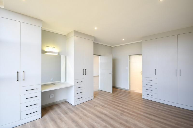 To Let 3 Bedroom Property for Rent in Midstream Estate Gauteng