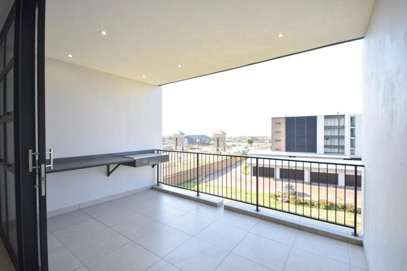 To Let 3 Bedroom Property for Rent in Midstream Estate Gauteng