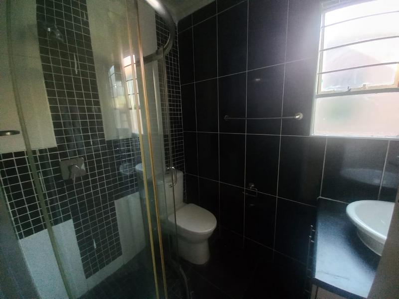 To Let 3 Bedroom Property for Rent in Wierda Park Gauteng