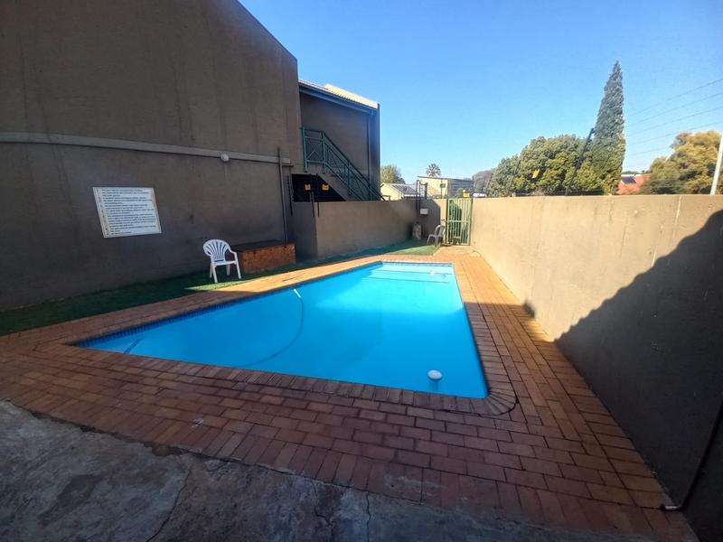To Let 3 Bedroom Property for Rent in Wierda Park Gauteng