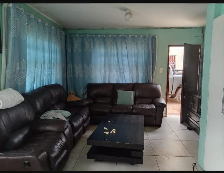 3 Bedroom Property for Sale in Clayville Gauteng
