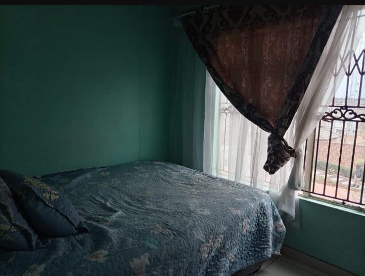 3 Bedroom Property for Sale in Clayville Gauteng
