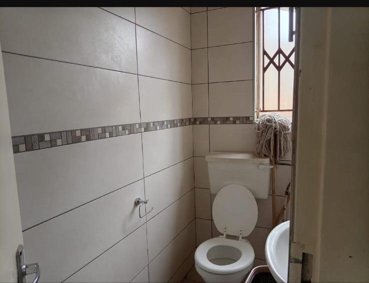 3 Bedroom Property for Sale in Clayville Gauteng
