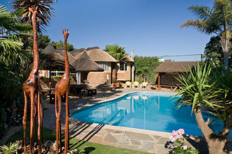 To Let 1 Bedroom Property for Rent in Northcliff Gauteng