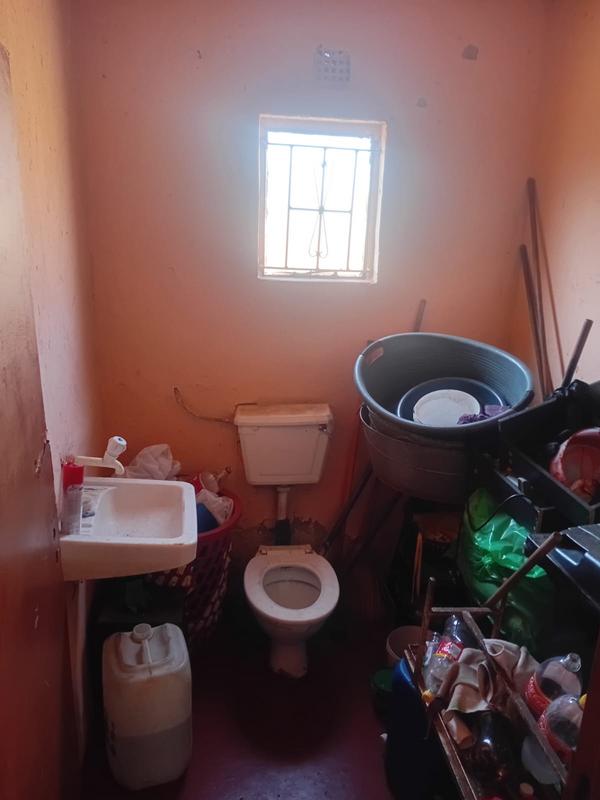 2 Bedroom Property for Sale in Tsakane Gauteng