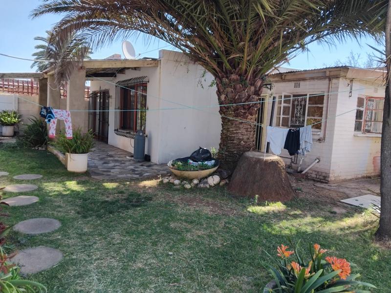 4 Bedroom Property for Sale in Malvern East Gauteng