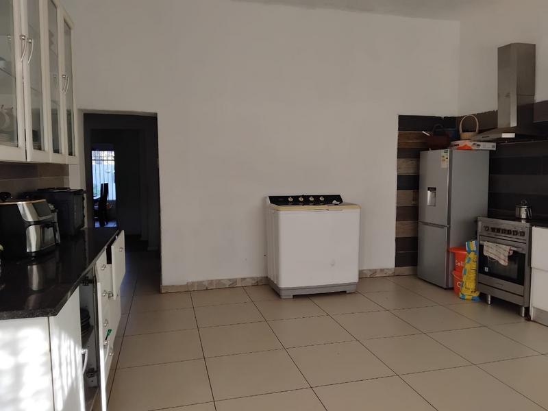 4 Bedroom Property for Sale in Malvern East Gauteng
