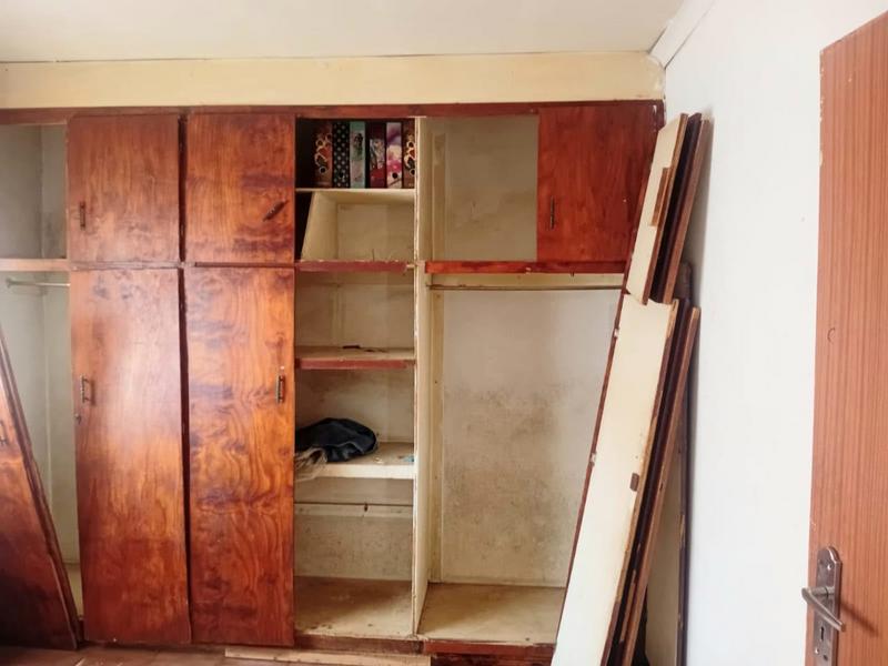 2 Bedroom Property for Sale in Naledi Gauteng