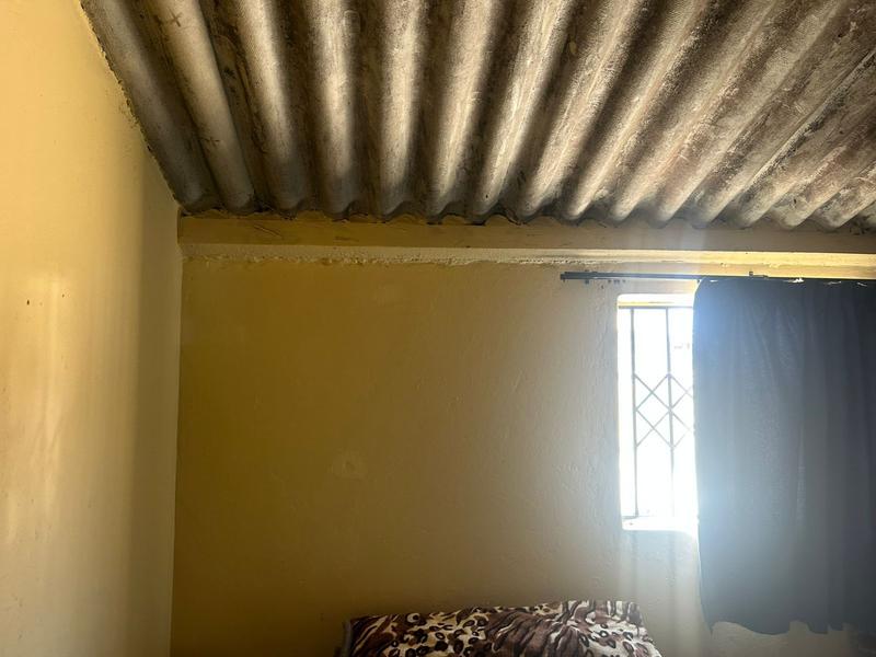 1 Bedroom Property for Sale in Meadowlands West Gauteng
