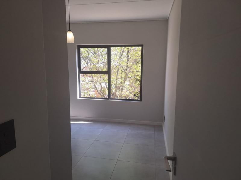 To Let 2 Bedroom Property for Rent in Crowthorne Gauteng