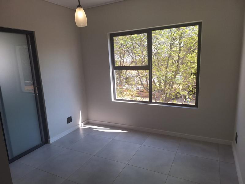 To Let 2 Bedroom Property for Rent in Crowthorne Gauteng