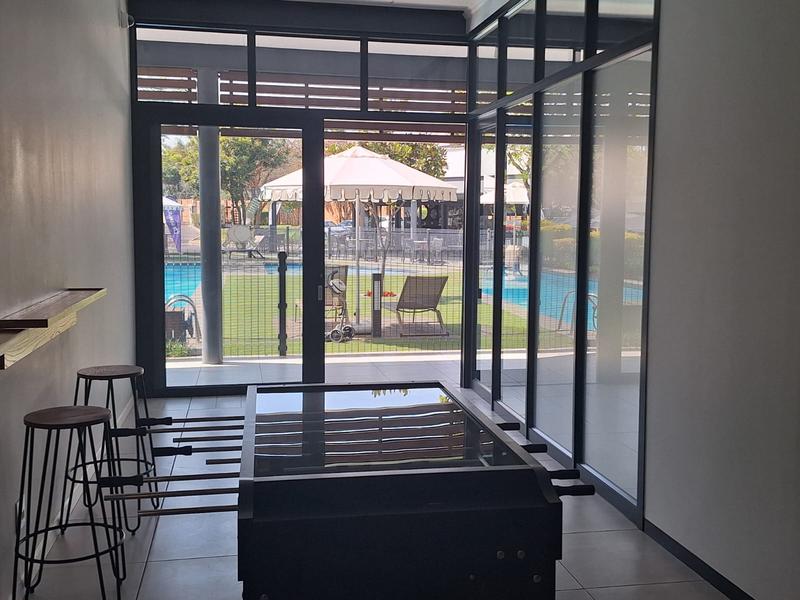 To Let 2 Bedroom Property for Rent in Crowthorne Gauteng