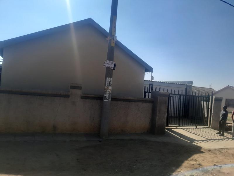 2 Bedroom Property for Sale in Palm Ridge Ext 2 Gauteng