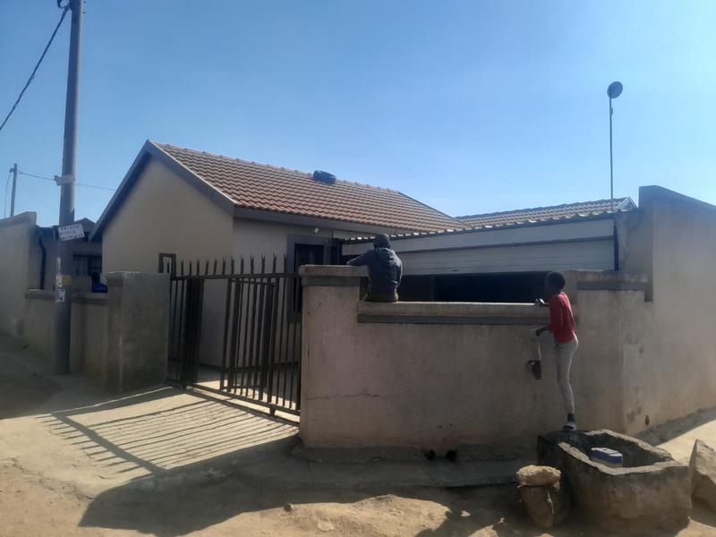 2 Bedroom Property for Sale in Palm Ridge Ext 2 Gauteng