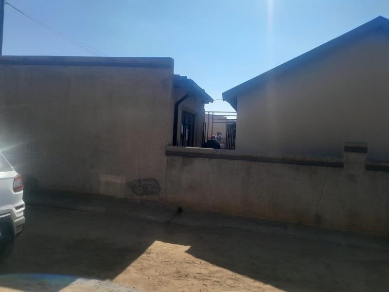 2 Bedroom Property for Sale in Palm Ridge Ext 2 Gauteng
