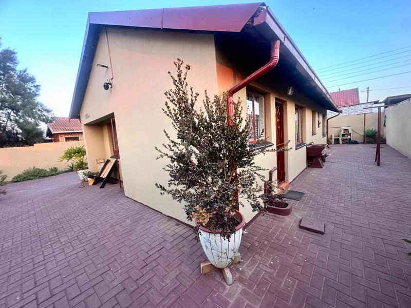 To Let 3 Bedroom Property for Rent in Ga-Rankuwa Zone 1 Gauteng