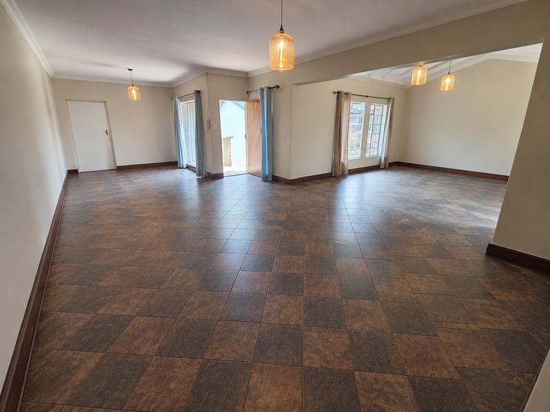 4 Bedroom Property for Sale in Elardus Park Gauteng