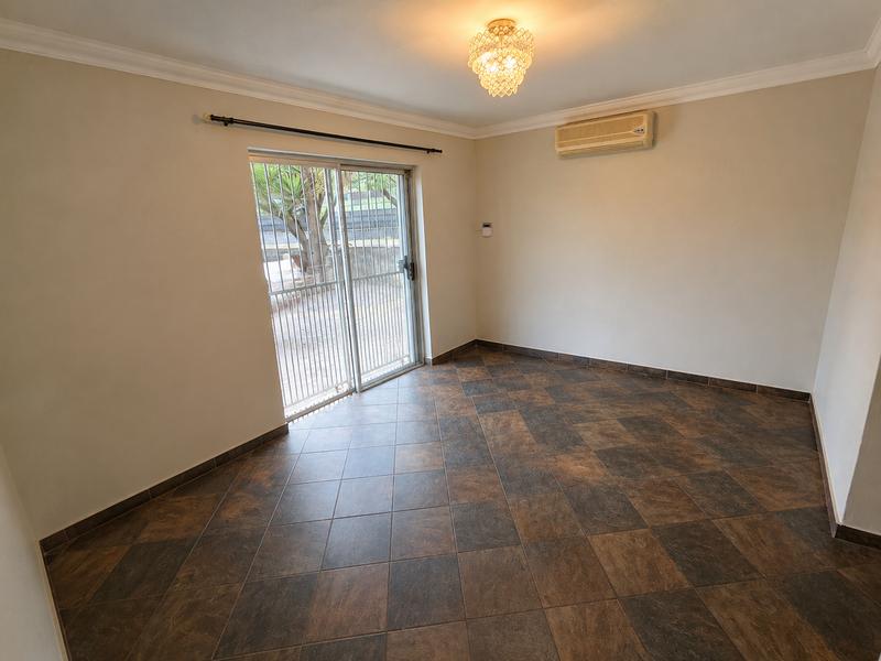 4 Bedroom Property for Sale in Elardus Park Gauteng