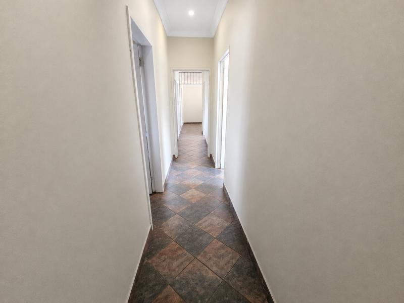 4 Bedroom Property for Sale in Elardus Park Gauteng