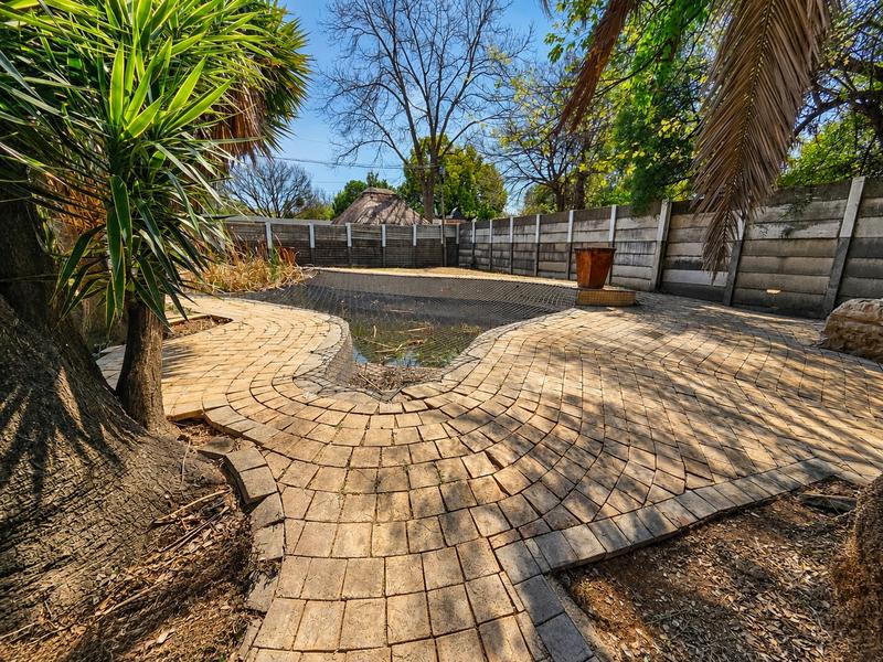 4 Bedroom Property for Sale in Elardus Park Gauteng