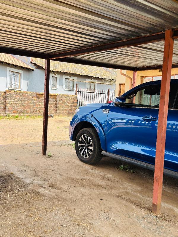 5 Bedroom Property for Sale in Shalimar Ridge Gauteng
