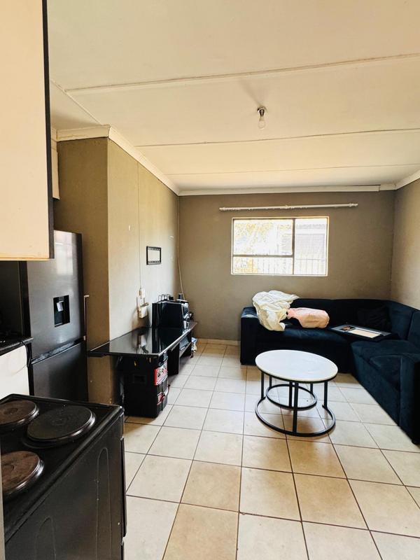 5 Bedroom Property for Sale in Shalimar Ridge Gauteng
