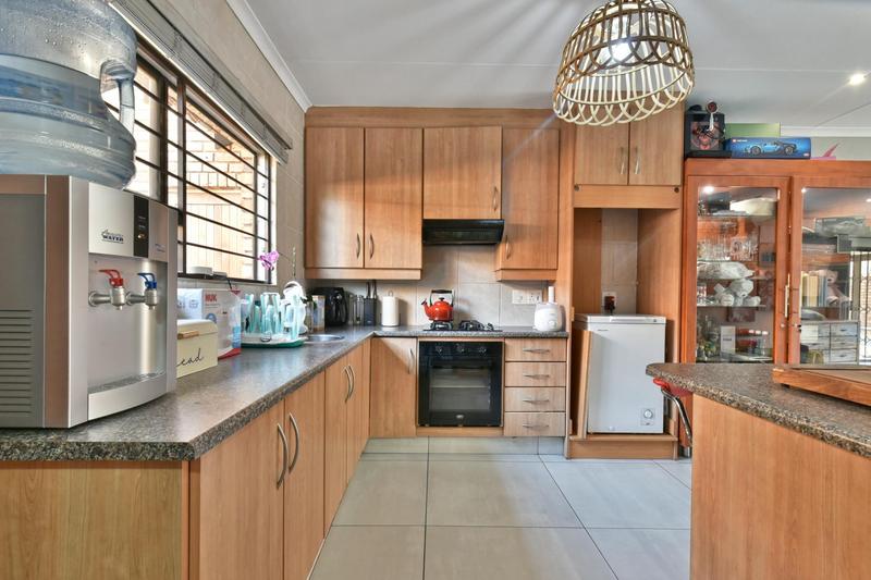 3 Bedroom Property for Sale in New Redruth Gauteng