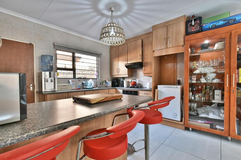 3 Bedroom Property for Sale in New Redruth Gauteng