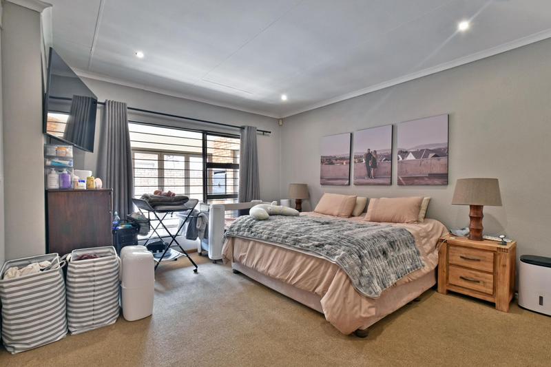 3 Bedroom Property for Sale in New Redruth Gauteng