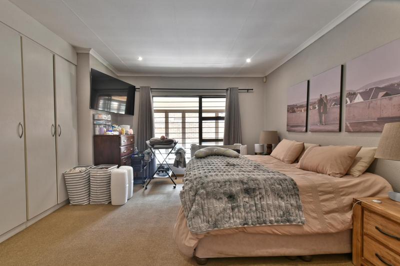 3 Bedroom Property for Sale in New Redruth Gauteng