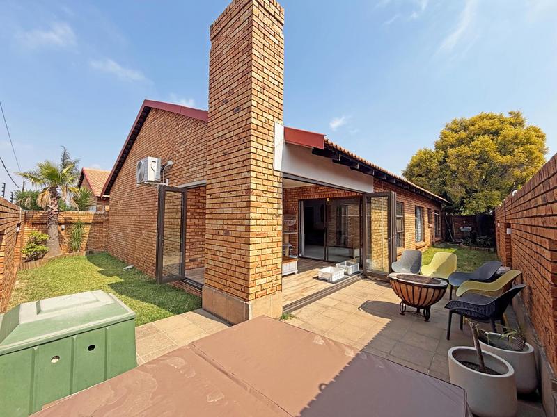 3 Bedroom Property for Sale in New Redruth Gauteng