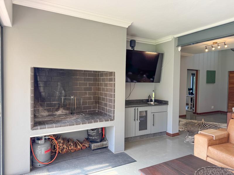 5 Bedroom Property for Sale in Midlands Estate Gauteng