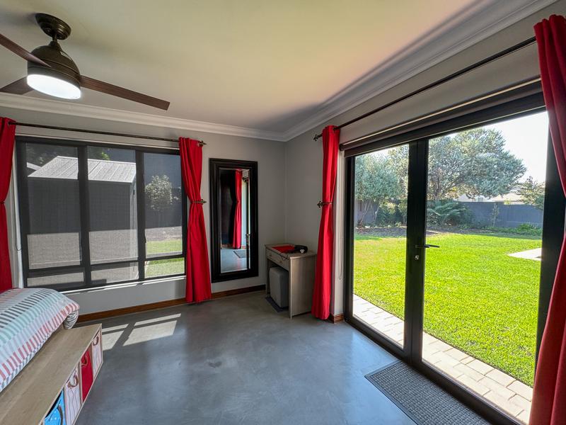 5 Bedroom Property for Sale in Midlands Estate Gauteng