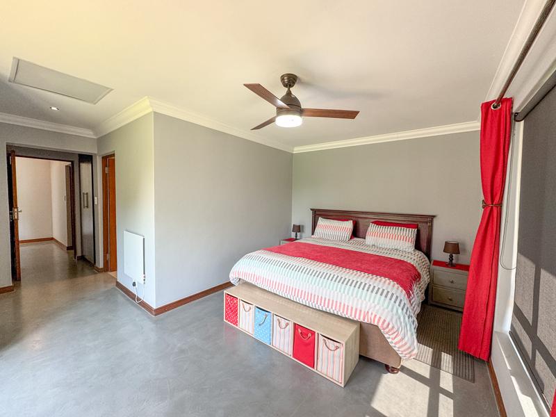 5 Bedroom Property for Sale in Midlands Estate Gauteng
