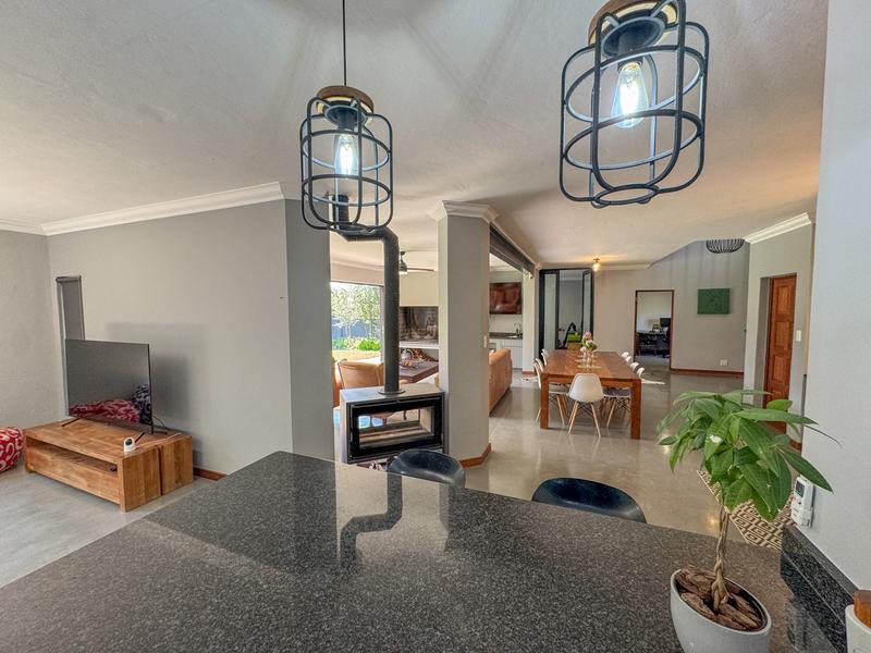 5 Bedroom Property for Sale in Midlands Estate Gauteng