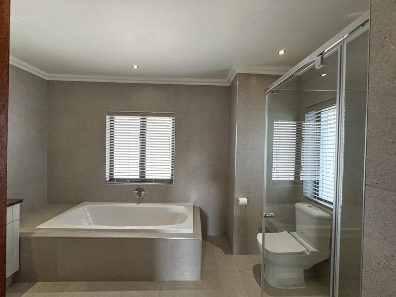 5 Bedroom Property for Sale in Midlands Estate Gauteng