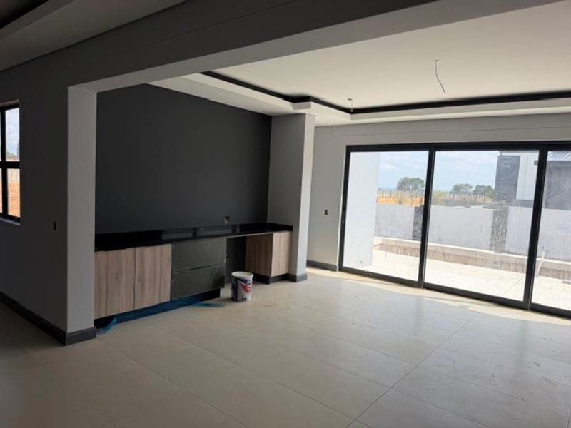 4 Bedroom Property for Sale in Midstream Heights Gauteng