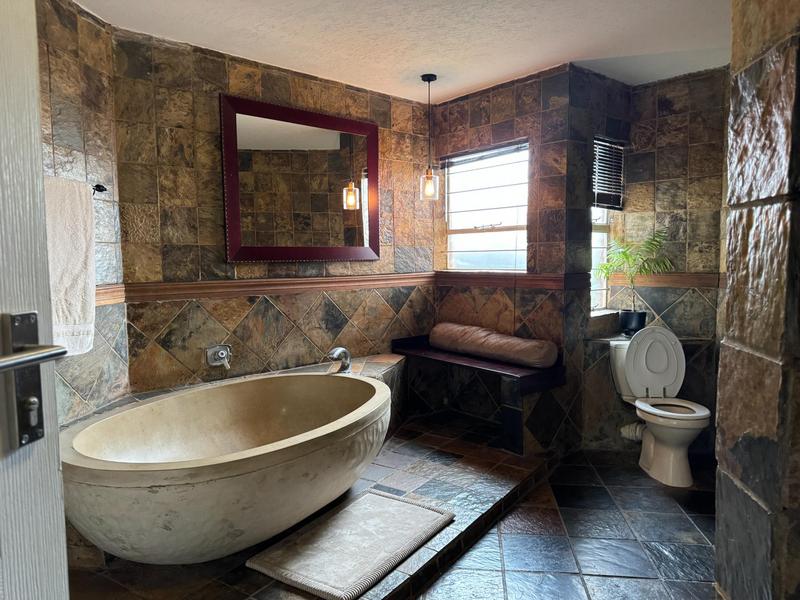 7 Bedroom Property for Sale in Zwartkop Gauteng