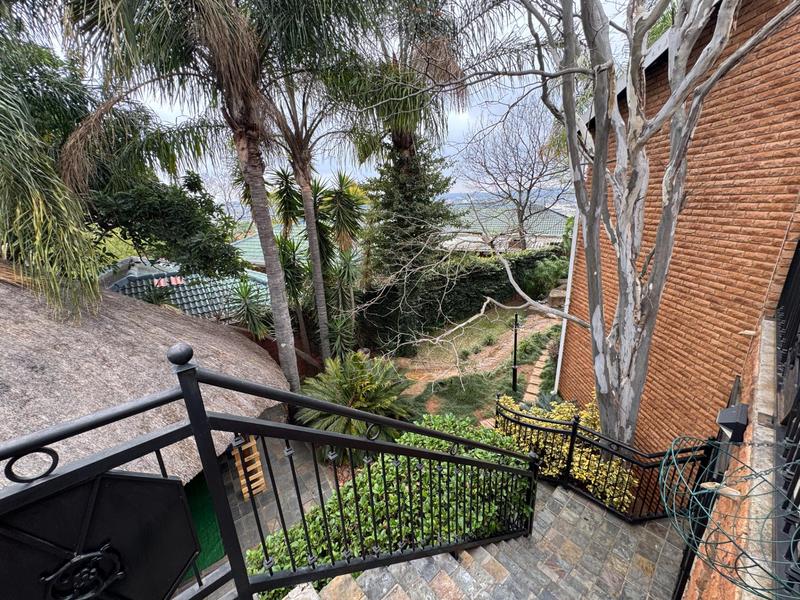 7 Bedroom Property for Sale in Zwartkop Gauteng