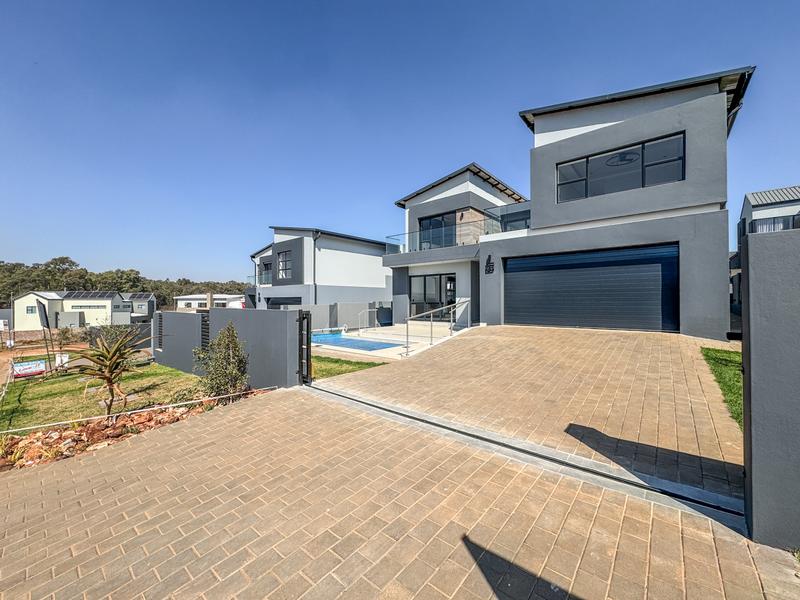 4 Bedroom Property for Sale in Fountainbrook Estate Gauteng