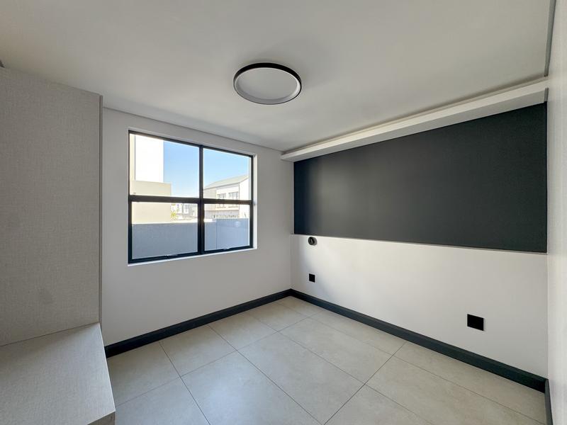 4 Bedroom Property for Sale in Fountainbrook Estate Gauteng