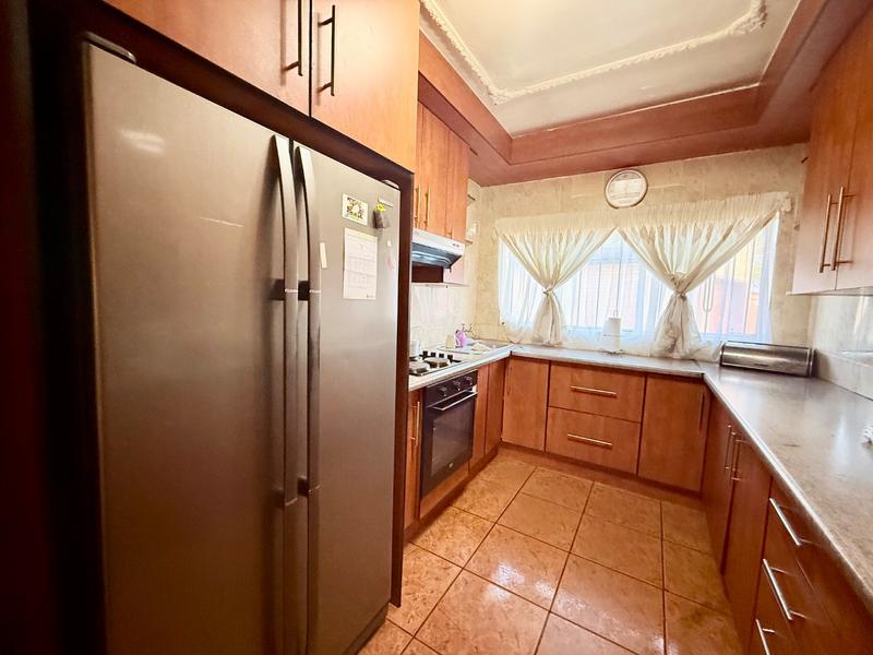 3 Bedroom Property for Sale in Vanderbijlpark CW 4 Gauteng