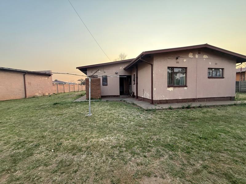 3 Bedroom Property for Sale in Vanderbijlpark CW 4 Gauteng