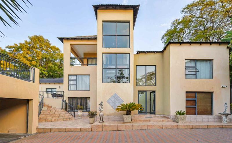 4 Bedroom Property for Sale in Waterkloof Ridge Gauteng