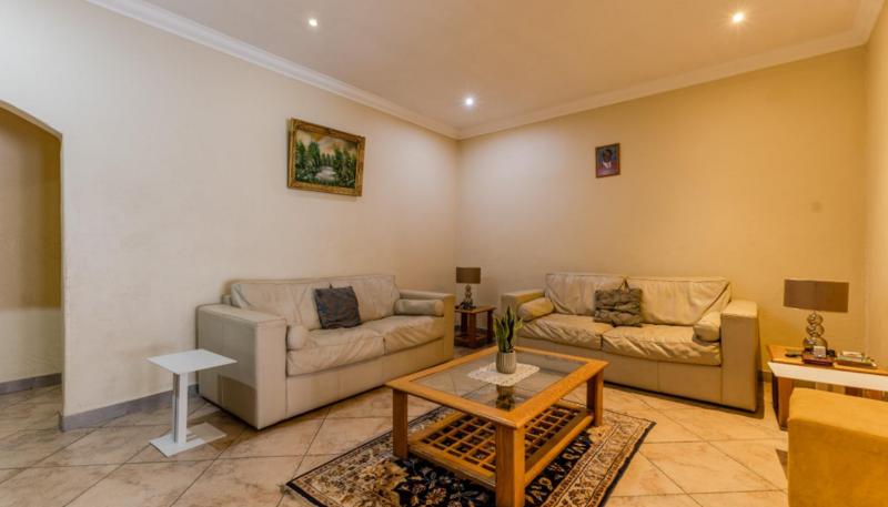 4 Bedroom Property for Sale in Waterkloof Ridge Gauteng