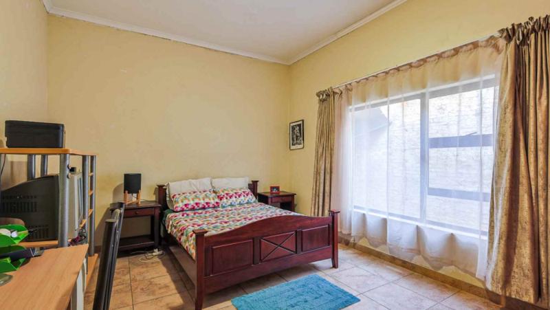 4 Bedroom Property for Sale in Waterkloof Ridge Gauteng
