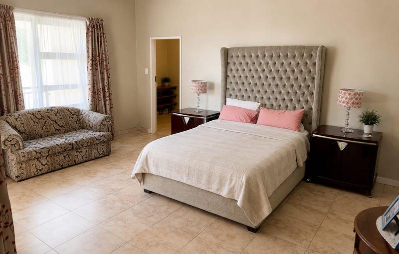 4 Bedroom Property for Sale in Waterkloof Ridge Gauteng