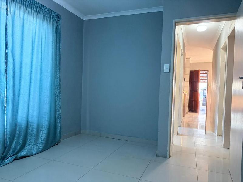 To Let 3 Bedroom Property for Rent in Soshanguve VV Gauteng
