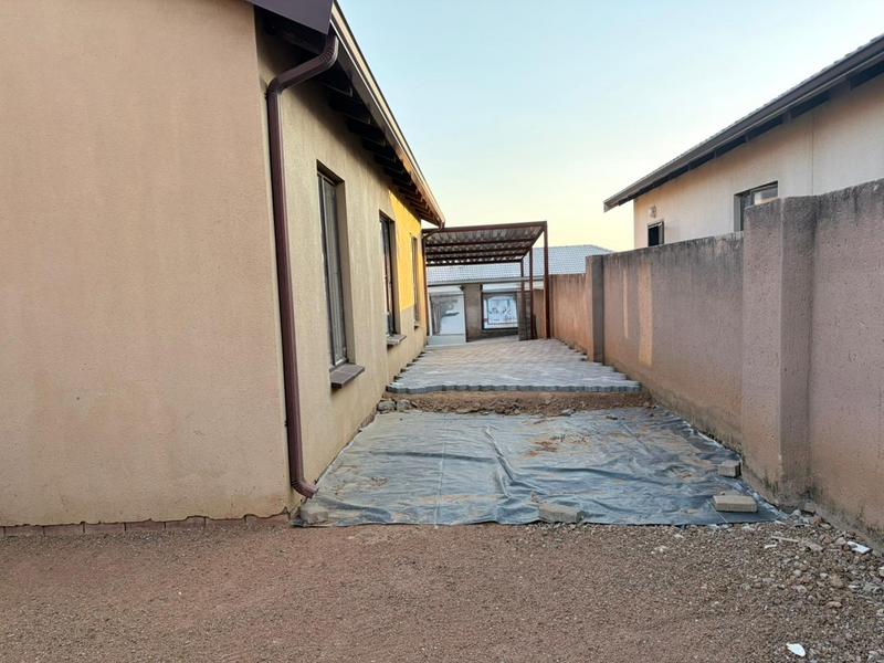 To Let 3 Bedroom Property for Rent in Soshanguve VV Gauteng