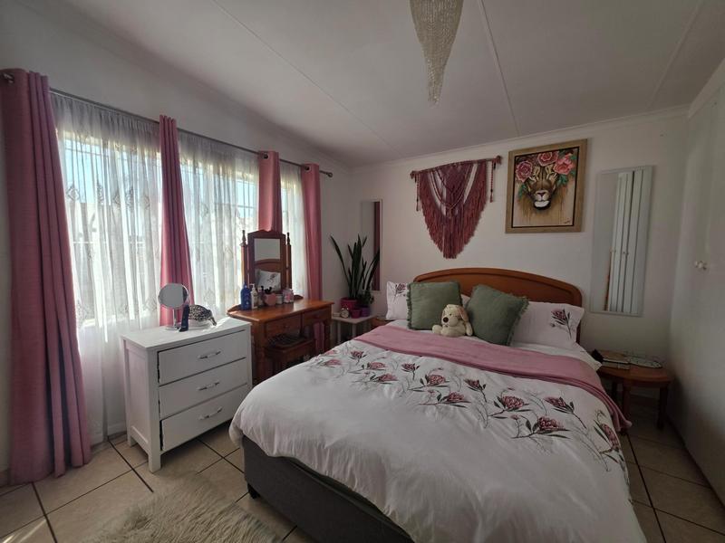 2 Bedroom Property for Sale in Elspark Gauteng